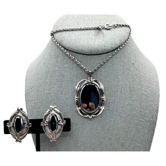 Vintage Whiting Davis Jewelry Set Necklace & Clip-On Earrings Hematite Look Silv - Picture 1 of 10